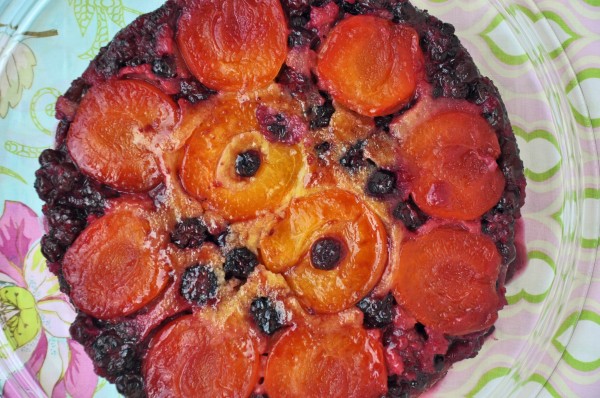 "Apricot-Berry Upside-Down Cake"