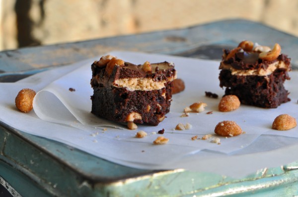 "Peanut Butter Fudge Brownies With Honey Roasted Peanuts Recipe"