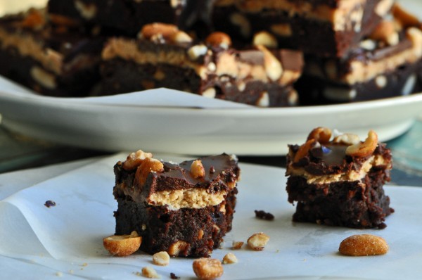 "Peanut Butter Fudge Brownies With Honey Roasted Peanuts Recipe"