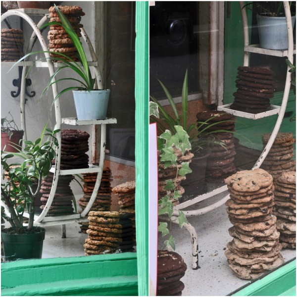 "Vesuvio Bakery"