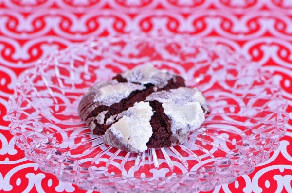 "Mexican Hot Chocolate Crinkle Cookie Recipe"