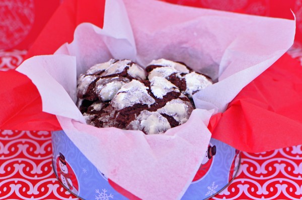 "Mexican Hot Chocolate Crinkle Cookie Recipe"