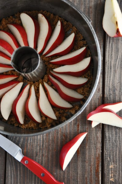 Ginger Spiced Upside-Down Pear Cake Recipe