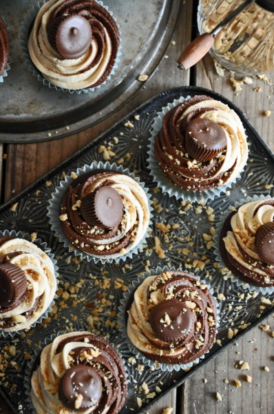 Devil's Food Cupcakes w Choc and Peanut Butter Twirled Frosting Recipe
