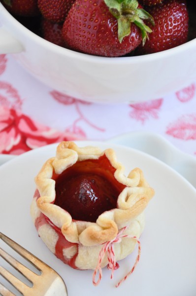 Strawberry Pie Purses Recipe