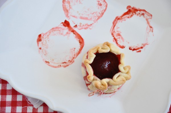 Strawberry Pie Purses Recipe
