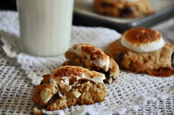 Chewy Marshmallow Choc Chip Cookies with Toasted Marshmallows Recipe