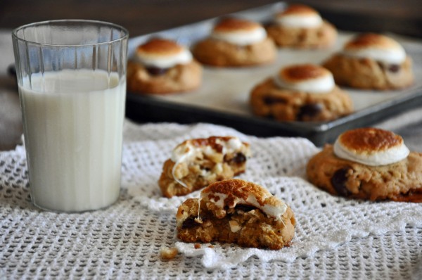 Chewy Marshmallow Choc Chip Cookies with Toasted Marshmallows Recipe