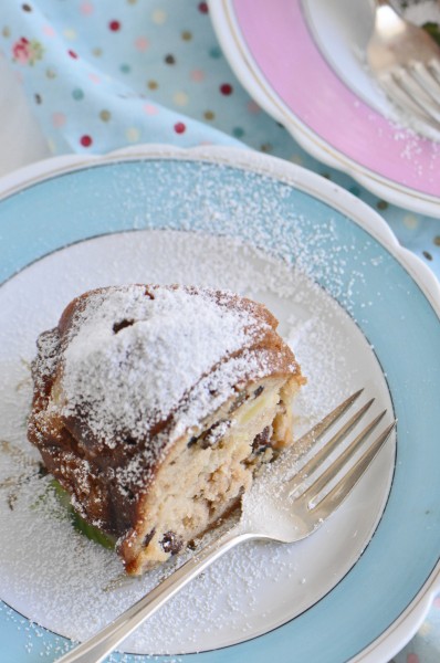 Apple Walnut Raisin Cake with Cream and Cinnamon Glaze Recipe