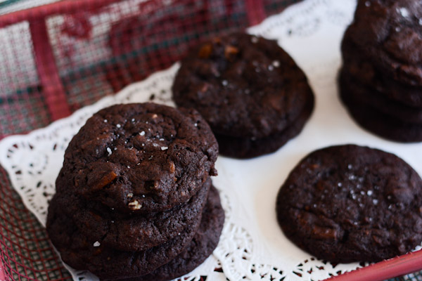 Chocolate Salted Caramel Turtle Cookies Recipe