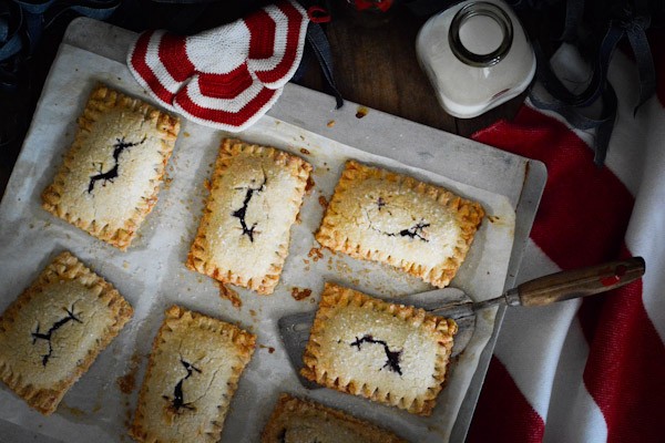 Blueberry and Cream Cheese Hand Pies Recipe