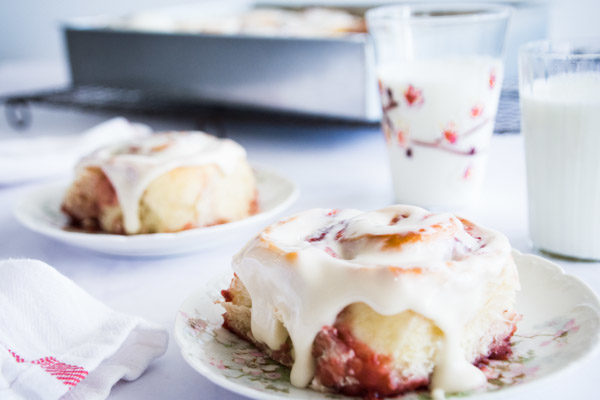 Roasted Strawberry Cream Cheese Rolls Recipe