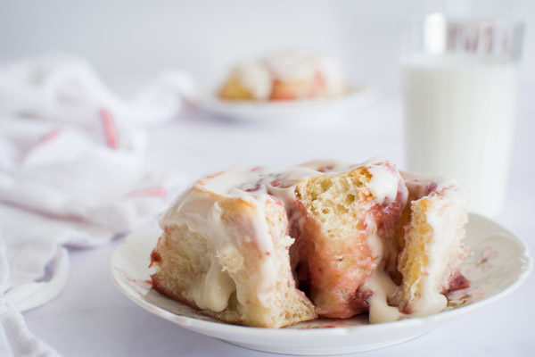 Roasted Strawberry Cream Cheese Rolls Recipe